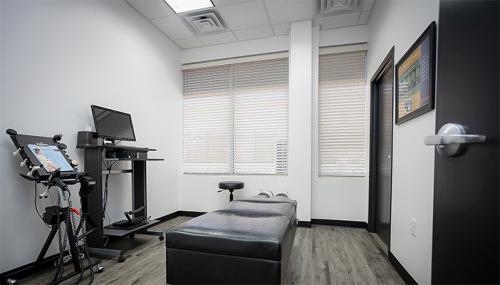 Chiropractic-Bentonville-AR-Treatment-Room